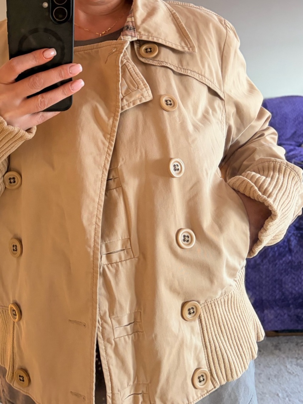 GAP Women's Beige Double-Breasted Trench Jacket - Picture 8 of 9